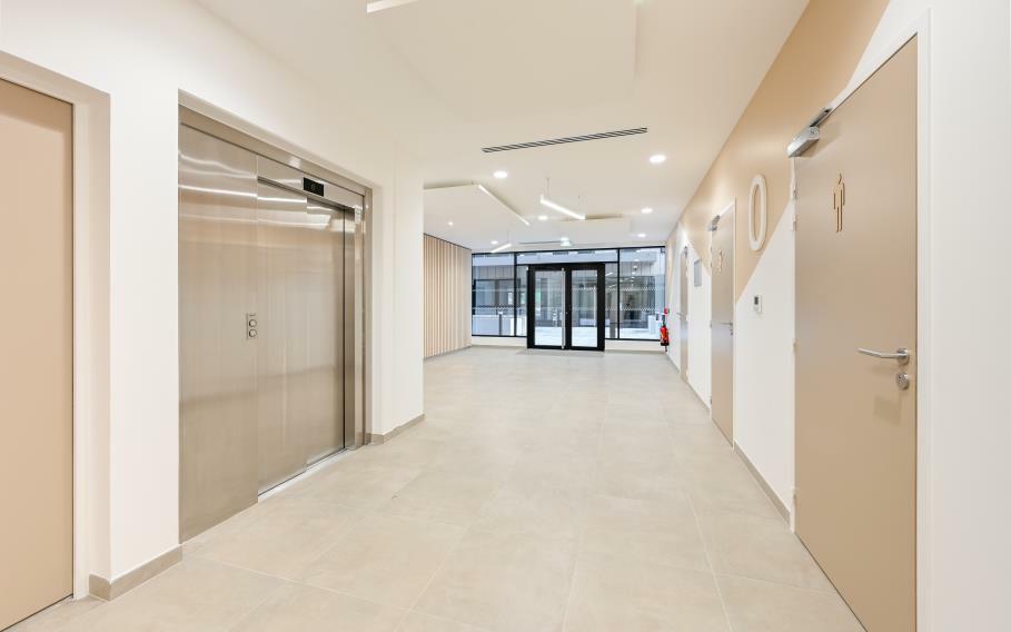 Bureau Limonest 2437m² Location bureau Limonest Rhône OLBUR2420125 4